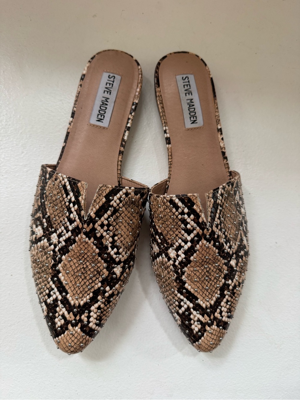 Steve Madden Ally snakeskin, embossed studded slip-on mules women's 8.5